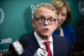 dewine-just-addressed-the-reports-that-haitian-illegal-immigrants-are-eating-people’s-pets