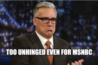 keith-olbermann-tries-picking-a-fight-with-brett-favre-over-pro-american-post-and-oh-damn-was-that-stupid