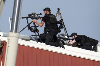 chuck-grassley:-secret-service-assured-local-authorities-they-would-secure-rooftop-at-butler,-pa-rally