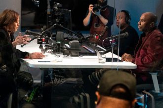 charlamagne-tha-god-reminds-kamala-harris-about-one-of-her-biggest-failures,-leaving-her-scrambling-to-shift-blame