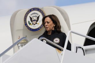 kamala-harris-thinks-that-donald-trump-is-becoming-more-and-more-unstable