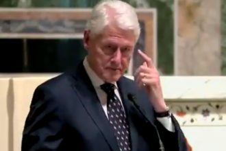 bill-clinton-begins-ethel-kennedy-funeral-speech-by-talking-about-flirting-incident