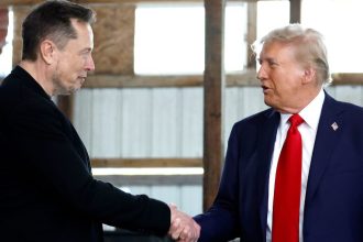 ‘an-exciting-day’:-trump-enters-elon-musk’s-domain-for-spacex-starship-launch