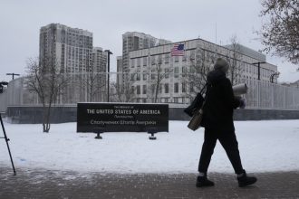 us-embassy-in-kyiv-closes,-issues-warning-to-americans-citizens