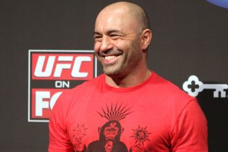 joe-rogan-hilariously-mocks-‘the-view’-after-they-launch-an-incredibly-silly-attack-on-him