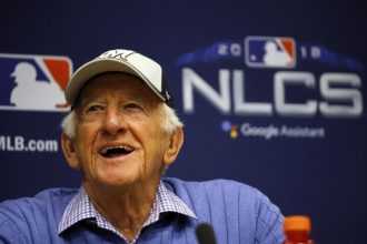 get-up,-get-outta-here,-gone:-bob-uecker,-mr.-baseball,-longtime-voice-of-milwaukee-brewers,-dies-at-90