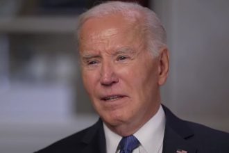 biden-takes-nasty-shot-at-republican-led-states-in-final-white-house-interview:-‘red-states-really-screwed-up’