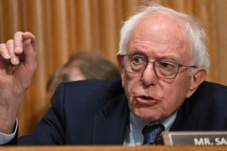 bernie-sanders-gets-agitated-when-treasury-nominee-scott-bessent-dismantles-his-‘oligarchs’-question