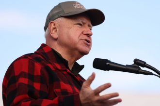 tim-walz’s-attempt-to-mock-trump-over-indoor-inauguration-backfires