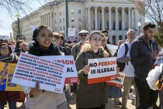 on-eve-of-trump’s-inauguration,-appeals-court-rules-this-obama-era-illegal-alien-program-is-unlawful